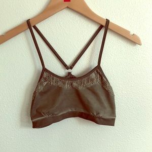 POL strapped back bralette dark grey/green